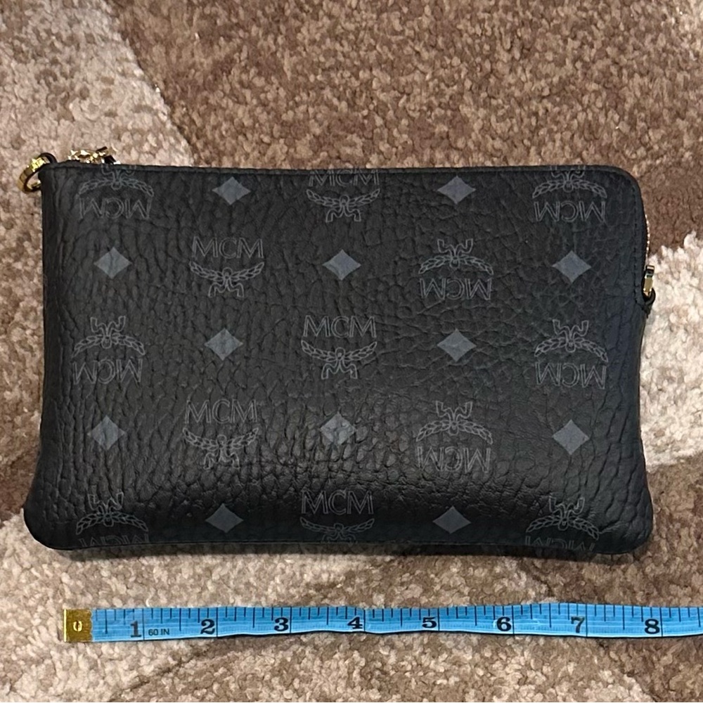 MCM Black Pebbled Leather Pouch New - Picture 7 of 7